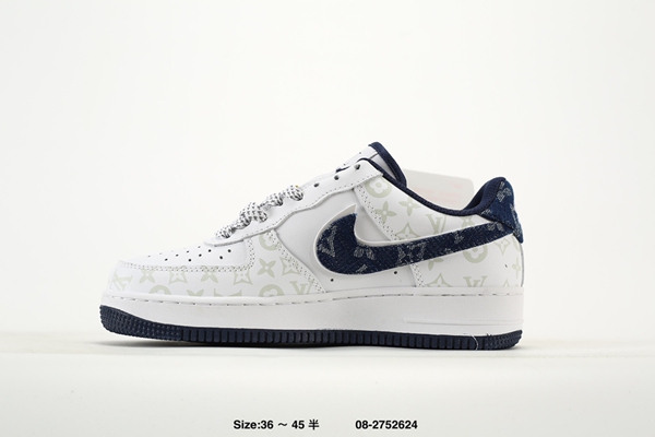 ナイキ靴側面デザイン